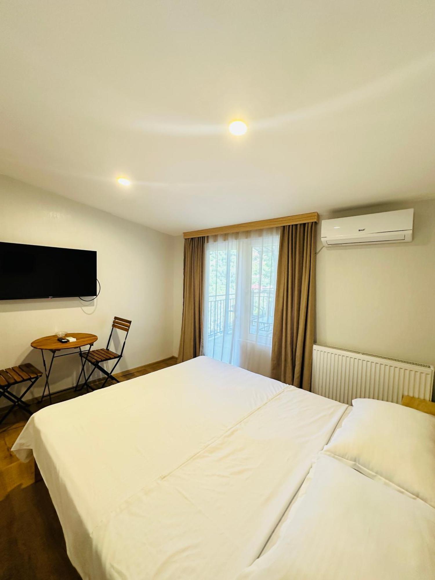Hotel Woodland Bordjomi Extérieur photo